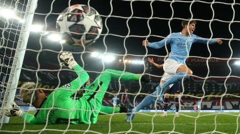 Manchester City se quedó con la ida de las semifinales de Champions: 1-2 contra PSG.