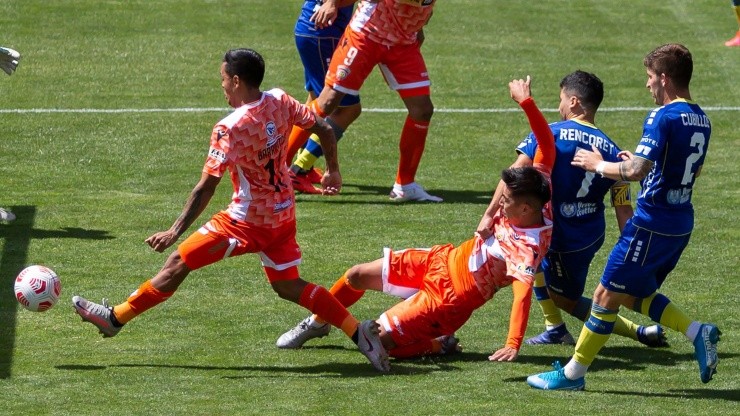 Cobreloa no pudo ganar en las tres primeras fechas del Campeonato de Primera B. Foto: Agencia Uno
