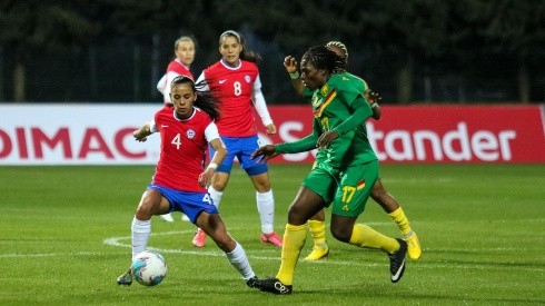 La Selección Chilena Femenina clasificó al vencer a Camerún en el repechaje.