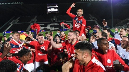 El Lille le gana a lucha por el título al PSG y es campeón de la Ligue 1 en Francia.