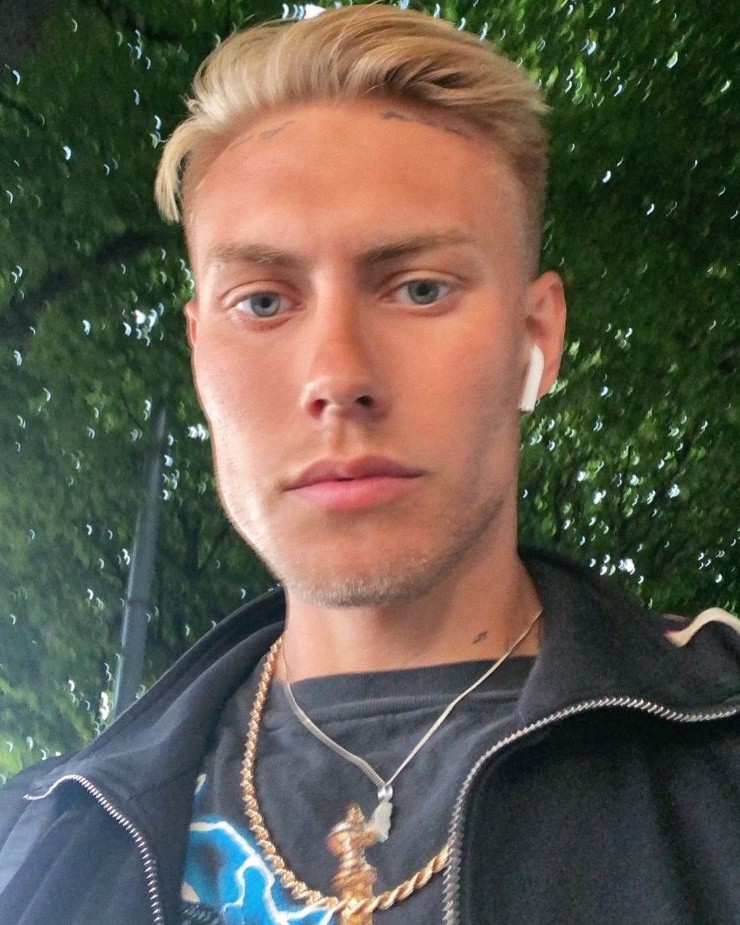 Así reveló Steffi Méndez la identidad de su pololo sueco.(6)