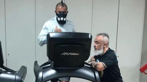 Vidal entrenando junto a su PF Juan Carlos Ramírez
