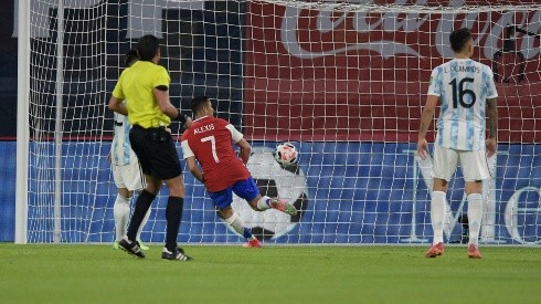 El Niño Maravilla marcó el 1-1 del empate ante los trasandinos.