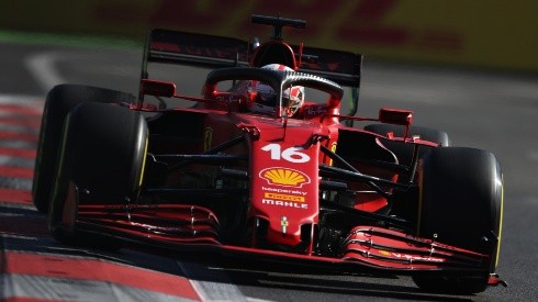 Ferrari mantiene su buen ritmo y Charles Leclerc domina por segunda vez consecutiva la clasificación previa a la carrera del domingo.