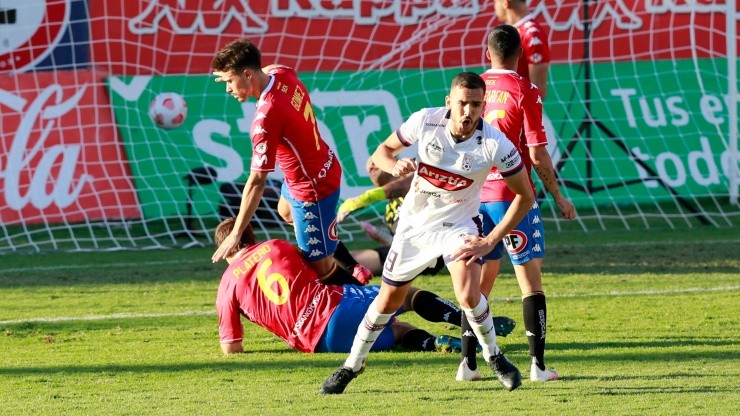 Luis Haquín, defensor boliviano de Deportes Melipilla Luis Haquín, defensor boliviano de Deportes Melipilla