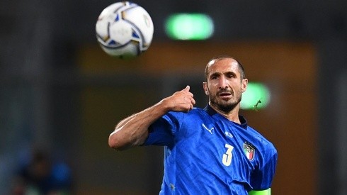 El defensor de Juventus no cree que Italia sea candidata al título de la Eurocopa.