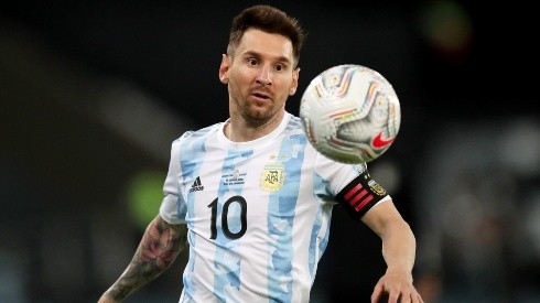 Messi es el nuevo monarca de los goles de tiro libre.