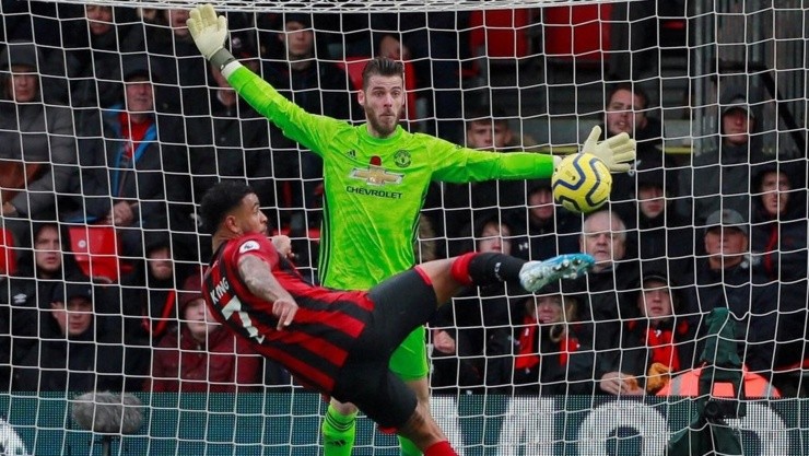 Joshua King en acción en la Premier League Joshua King en acción en la Premier League