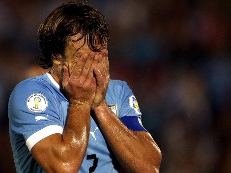 Diego Lugano preocupado por la falta de gol de Uruguay