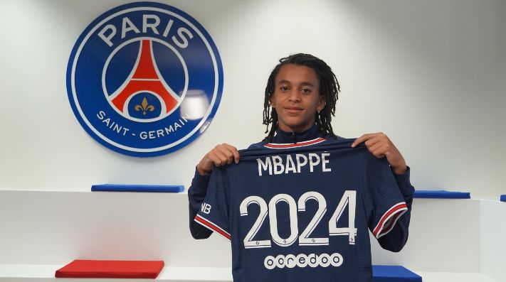 Hermano menor de Kylian Mbappé firmó con el PSG hasta el ...