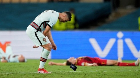 Cristiano Ronaldo se retiró frustrado de la derrota frente a Bélgica.
