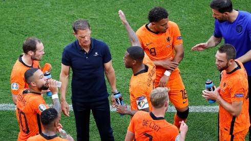 Frank de Boer deja inmediatamente el cargo como entrenador de Países Bajos.