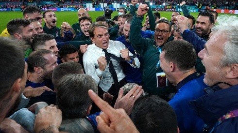 Roberto Mancini e Italia clasificados a la final de la Eurocopa.