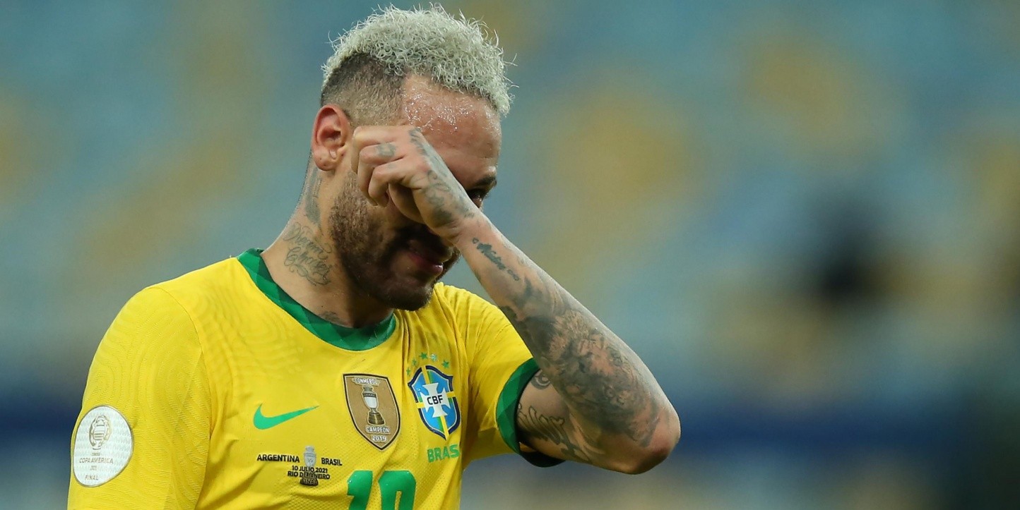 Neymar termina llorando El de Brasil no contuvo las lágrimas luego de que Argentina le