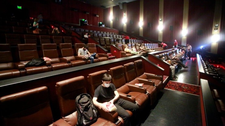 Cines En Fase 3 ¿cuándo Abren Los Cines Santiago Revisa AquÍ Las Fechas De Reapertura De Los 0241