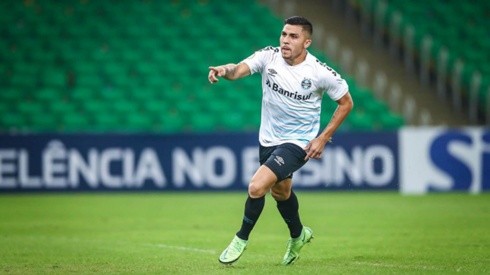 César Pinares anotó el gol de la victoria de Gremio