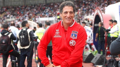 Mario Salas puede regresar al fútbol chileno tras dos años de su marcha de Colo Colo.