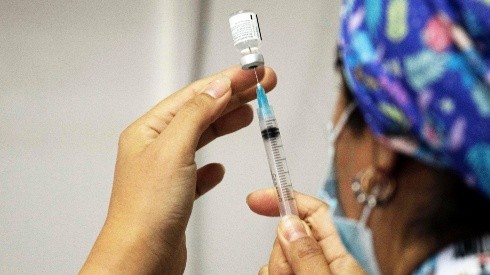 Este miércoles llegaron 299.000 nuevas dosis de vacuna Pfizer Biontech