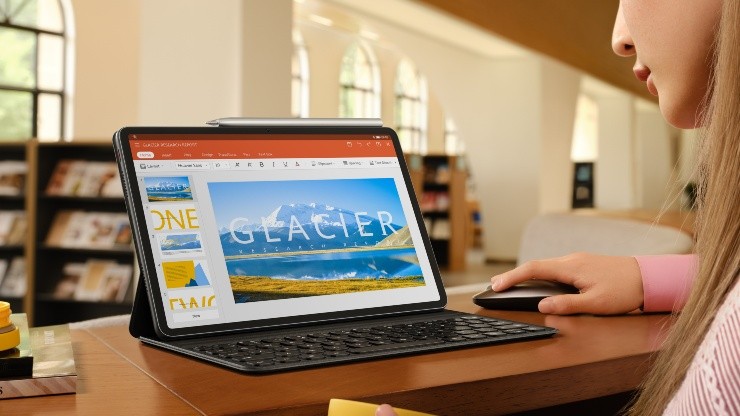 La HUAWEI MatePad 11 es una tablet ideal para quienes trabajan, como para los que la ocuparán por ocio. | Foto: Huawei.