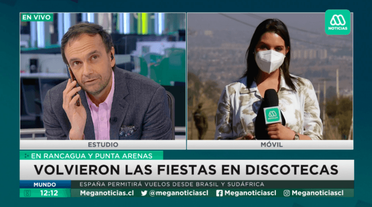 Rodrigo Sepúlveda conversando con su señora en Meganoticias.