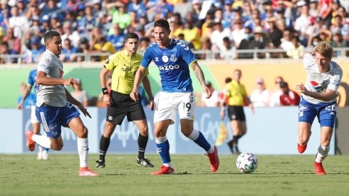 Rafa Benítez ironizó para referirse a la situación de James Rodríguez en el Everton