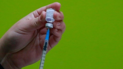 De acuerdo a datos entregados por el Ministerio de Salud, un 83,08% de la población objetivo ha completado su esquema de vacunación.