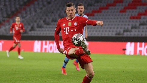 El Bayern puso freno a los rumores de salida de Lewy.