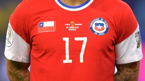 ANFP confirma que Chile jugará con camisetas KS7