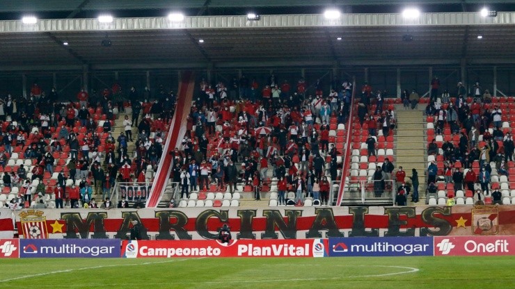 Los hinchas de Curicó Unido reaparecieron después de casi un año y medio en las tribunas del estadio La Granja