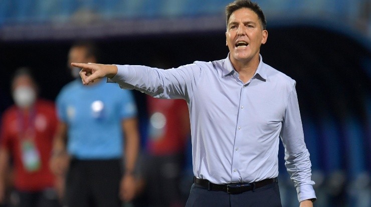 Eduardo Berizzo estaría viviendo sus últimos momentos como entrenador de la selección de Paraguay.