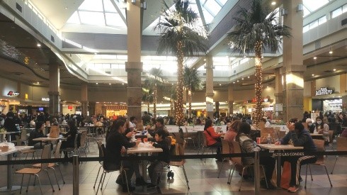 Locales como malls y supermercados podrán abrir