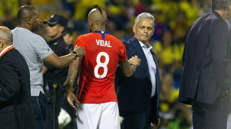 Reinaldo Rueda generó una cercana relación con Arturo Vidal durante su paso por la selección chilena