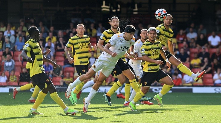 Francisco Sierralta jugó los 90 minutos en la derrota del Watford por 2-0 ante Wolves, donde el nacional marcó un autogol. Foto: Getty Images