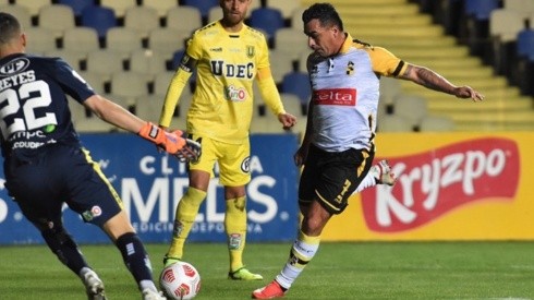 Esteban Paredes es factor en el Coquimbo Unido de Héctor Tapia, primer candidato al título de Primera B y el ascenso directo