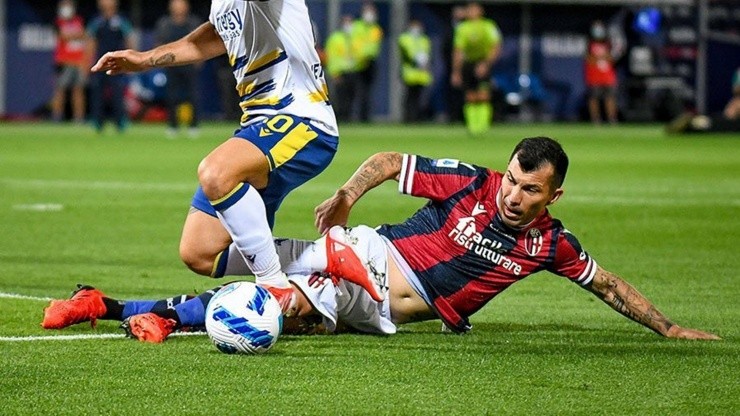 Gary Medel, defensor chileno del Bologna de Italia