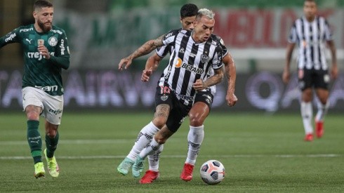 Eduardo Vargas y Atlético Mineiro empataron en la ida de las semifinales de Copa Libertadores 2021 ante Palmeiras.