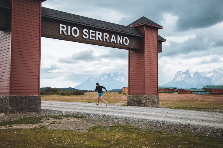 Los paisajes de Torres del Paine son el escenario ideal para la Patagonian World Marathon. | Foto: Guille Salazar.