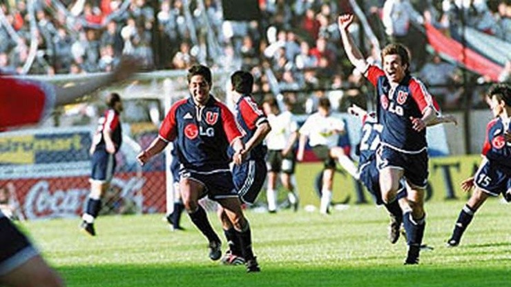 La U le ganó por última vez a Colo Colo en el estadio Monumental en septiembre de 2001