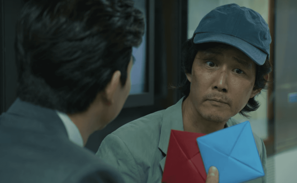 El Juego del Calamar teoría final | ¿Qué hubiera pasado si Gi-hun elegía el  sobre rojo y no el azul? Netflix