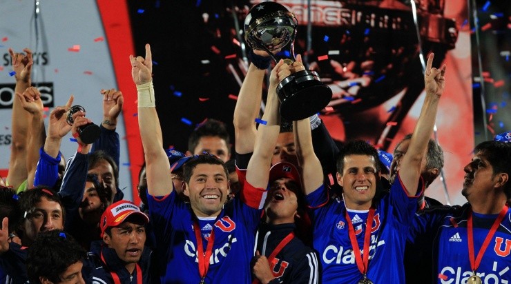 El 2011 Universidad de Chile fue campeón de la Copa Sudamericana con la marca adidas.
