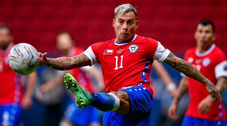 Eduardo Vargas queda al margen de la fecha triple de Eliminatorias Sudamericanas.