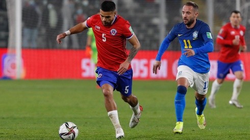 Paulo Díaz se prepara para ser una real opción en la selección chilena contra Paraguay, mientras están los rumores sobre un posible fichaje. Foto: Agencia Uno