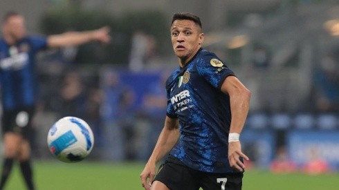 El Inter avisa que Alexis que él decide seguir o partir del club.