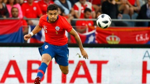 El defensor salió lesionado ante Paraguay y no podrá jugar ante Venezuela.