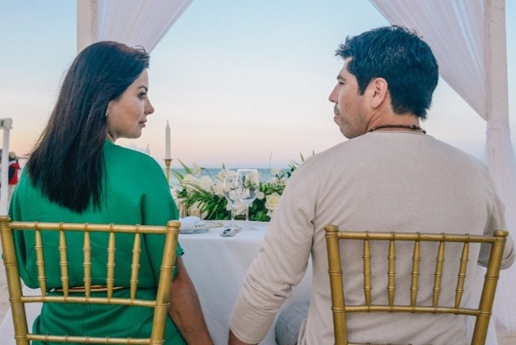 Mariela Montero presenta a su nueva pareja con románticas postales.(7)