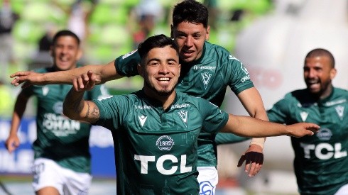 Gabriel Rojas anotó el gol del triunfo en el Clásico Porteño
