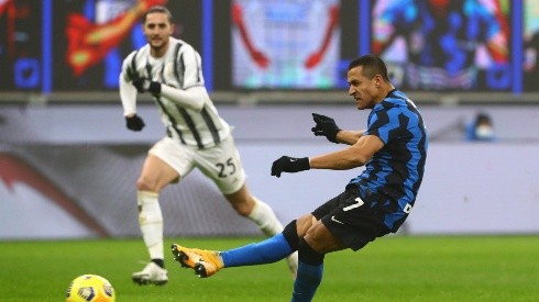 Alexis debe pelear desde atrás para tener más protagonismo en el Inter.