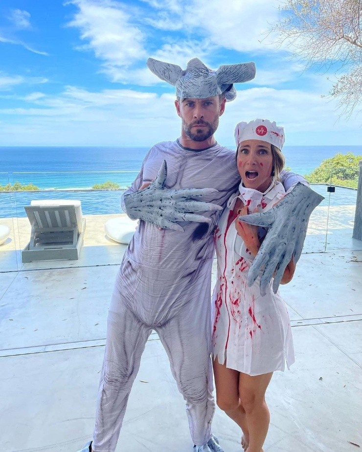 Los disfraces de Halloween: Chris Hemsworth y Elsa Pataky.