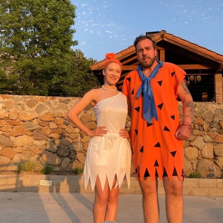 Los disfraces de Halloween: Carla Jara y Francisco Kaminski.