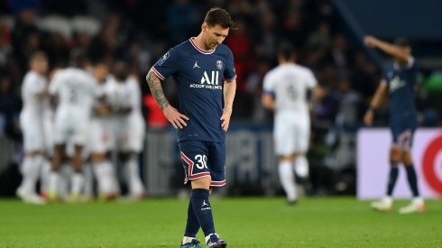 Messi preocupa por sus dolencias en las rodillas donde está bajo tratamiento médico